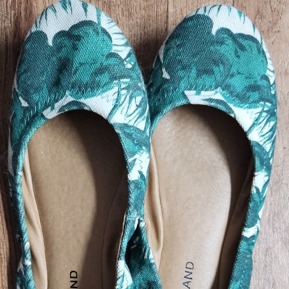 Lucky Brand slip on ballet flats